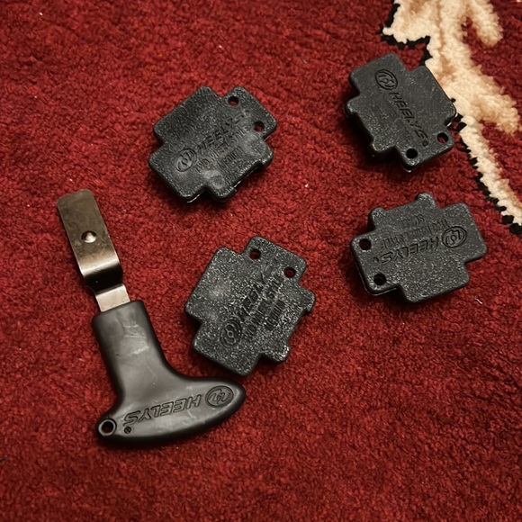 Heelys Kids Orangutan Brown skate wheels shoes sneakers US Size 1 , 2, 3 - Picture 4 of 4